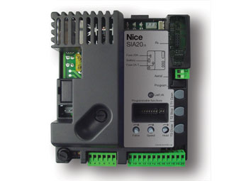 Servis, popravka i zamena originalnih elektronika za Nice Signo4 i Nice Signo6 parking rampe. Nice SIA20 elektronika za Nice Signo4 i Signo6 parking rampe