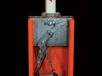 Servis Nice Wil4 i Wil6 parking rampi i elektronika WA20. Zamena opruga. Zamena ruke, tj. letve rampe. Zamena signalnih sijalica